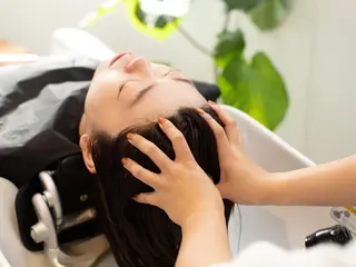 スパニスト🫧‪ いこまのヘアスタイル
