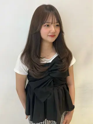 ロング 'AXIS Konomiのヘアスタイル