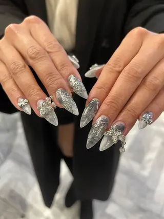 ネイル ユナ🌙 nailのネイルデザイン