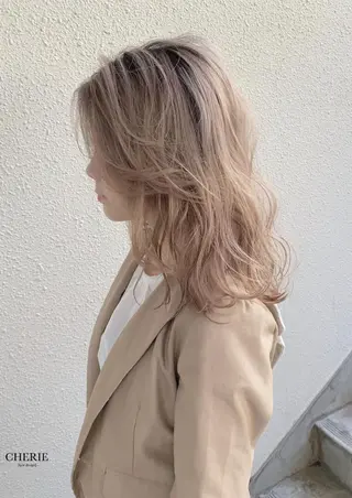セミロング カラー mao/天神ブリーチ ハイトーンカラーのヘアスタイル