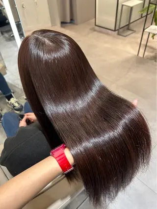 カラー 山中 萌百花のヘアスタイル