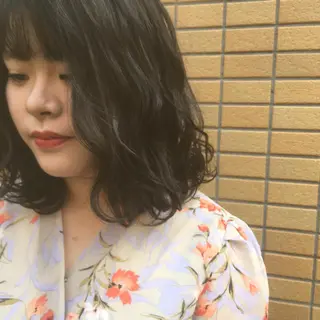 セミロング カラー しのはら まどかのヘアスタイル