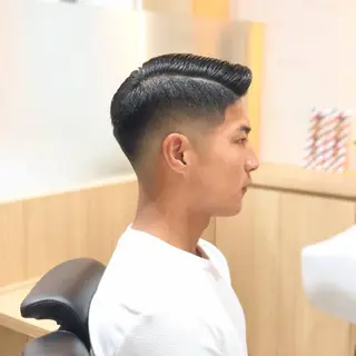 ショート FACE DECO AVEDA所属・河端 春綺のヘアスタイル