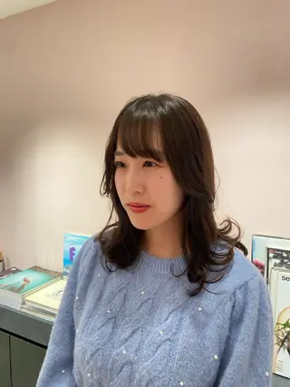 ミディアム パーマ 🫧Miyu /ブロー🫧のヘアスタイル