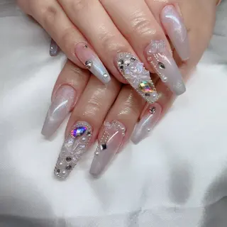 ネイル UniqueNail 長さだし専門店のネイルデザイン