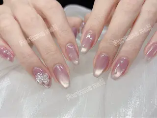 ネイル Nail •Head スパFortunaのネイルデザイン