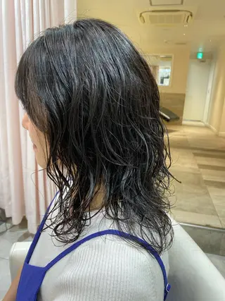 ミディアム パーマ レ　セゾンEX大宮店所属・石山 海斗のヘアスタイル
