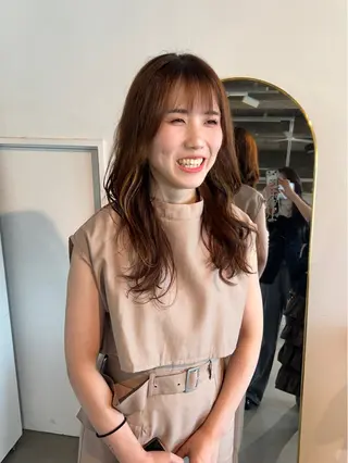 セミロング 透明感カラー 暖色shihoのヘアスタイル