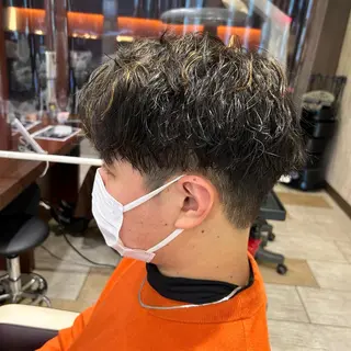 ショート カラー メンズ ツイスパ/メンズ特化 🦋𝑺𝑶𝑵𝑬の眉毛・アイブロウイメージ