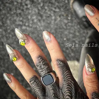 ネイル Seis Shihoのネイルデザイン