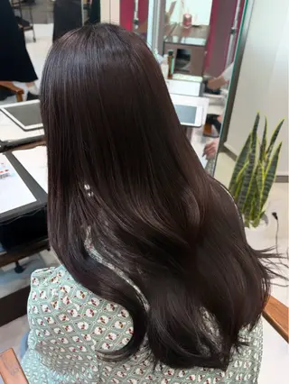 セミロング カラー 艶カラー・アイブロウ /momo🍑のヘアスタイル