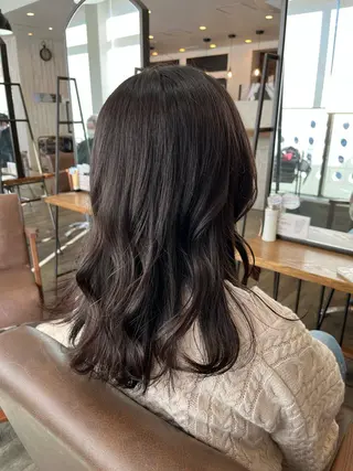 ロング 三木　英音 bisouhairのヘアスタイル