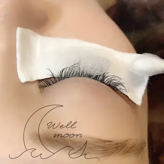 Well moon 🌙岩部のマツエク・マツパデザイン