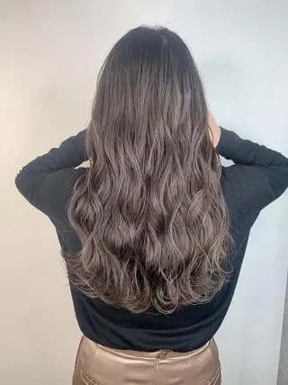 セミロング アンダーバーホワイト 堺東店のヘアスタイル