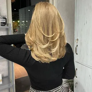 ミディアム カラー ヘアアレンジ アンドウ ユウ/ レイヤーカット/韓国のヘアスタイル