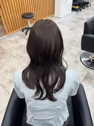 ロング 長谷川 日南のヘアスタイル
