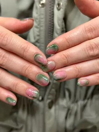 ネイル kiii.__ ✴︎*のネイルデザイン