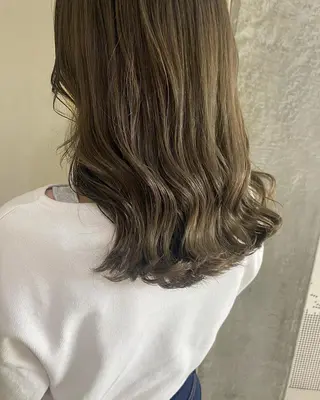 ミディアム カラー Legami 熊本(レガーミ)所属・清村 和音のヘアスタイル