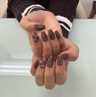 ネイル Bianca関内 USUI🐢のネイルデザイン