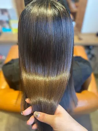 セミロング カラー 髪質改善×矯正🫧 韓国ヘアasamiのヘアスタイル