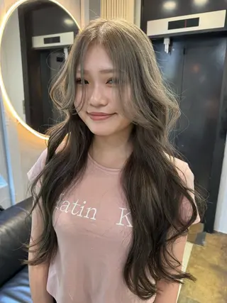 セミロング カラー dao/ミルクティー /ブラウン/ブロンドのヘアスタイル