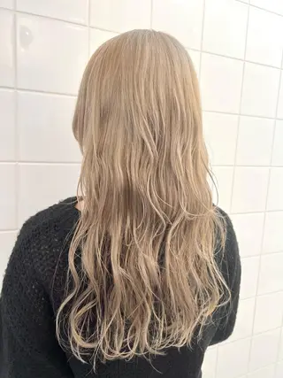 ロング カラー ヘアアレンジ 🧨ブリーチー×ボブ レイヤー💎じゅえるのヘアスタイル