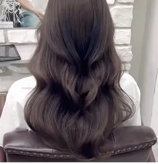 ロング カラー ✨似合わせスタイル✨ 天王寺．阿倍野🌈のヘアスタイル