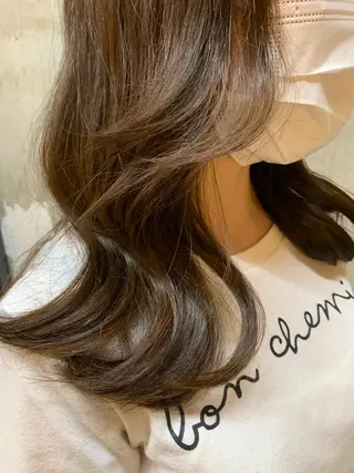 ミディアム カラー 🎀ハイトーン/レイ ヤー/Reina🎀のヘアスタイル