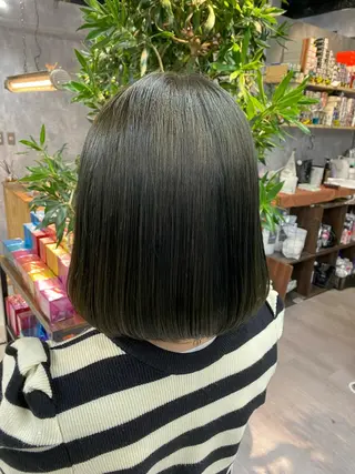 ミディアム 【.ico】心斎橋 飛田ゆうきのヘアスタイル