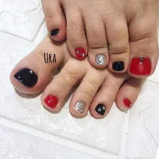ネイル UrakoNail 《nail》のネイルデザイン
