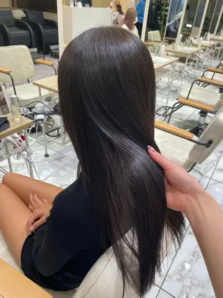 ロング カラー hina☺︎ 髪質改善/ストレートのヘアスタイル
