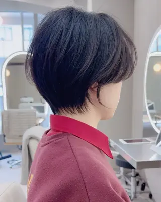 ショート カラー i.+sapporo所属・ショート/レイヤー /札幌/小山内のヘアスタイル