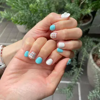 ネイル ハイトーン🦄ネイル 💞のぶちのネイルデザイン