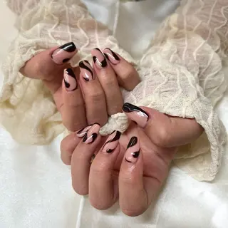 ネイル SATO 🎠🫧 痛ネイル/3Dパーツのネイルデザイン