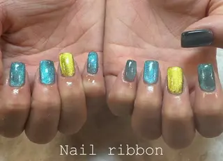 ネイル ネイルリボン 受付スタッフのマツエク・マツパデザイン