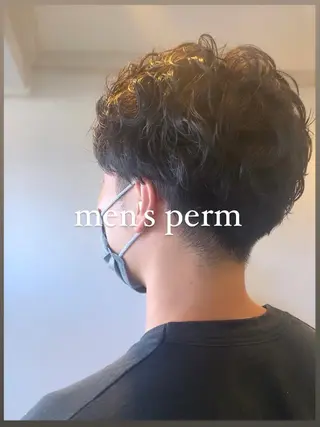 ショート milis 知崎春奈のヘアスタイル