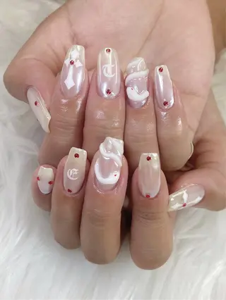 ネイル Kanako 💫のネイルデザイン