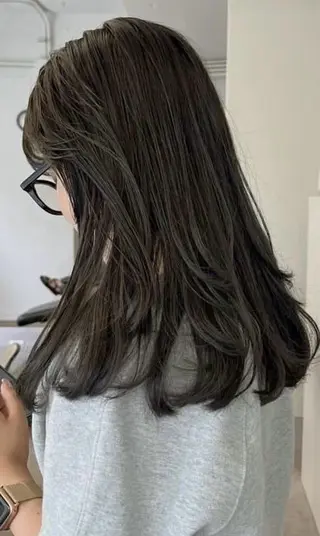 セミロング 茶屋町/髪質改善/ 🎀Koyuzuのヘアスタイル