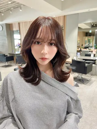 ミディアム カラー youres  hair恵比寿本店所属・小山潤/韓国レイヤー /ヘアケアマイスターのヘアスタイル