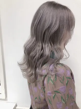 セミロング カラー Gisel エリナのヘアスタイル