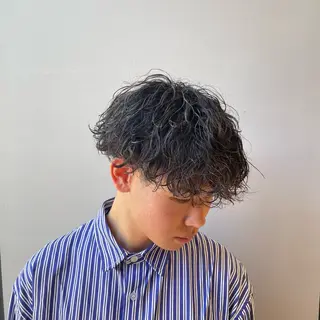 ショート パーマ メンズ メンズ特化店長✨ 9/7空き◎岡本一真のヘアスタイル