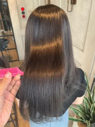 セミロング 【Hwyl】ヒュイル八王子【髪質改善】所属・✨髪質改善✨艶髪✨ MARIのヘアスタイル