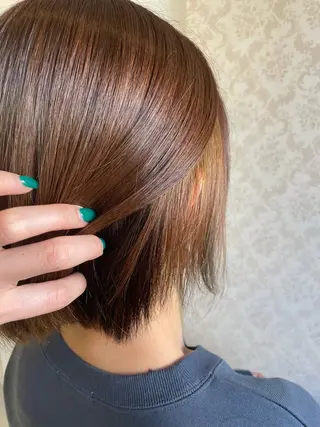 カラー ヒヨシ ルナのヘアスタイル
