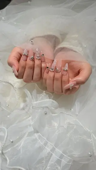 ロング マシェリローズ所属・Macherie Roseのネイルデザイン