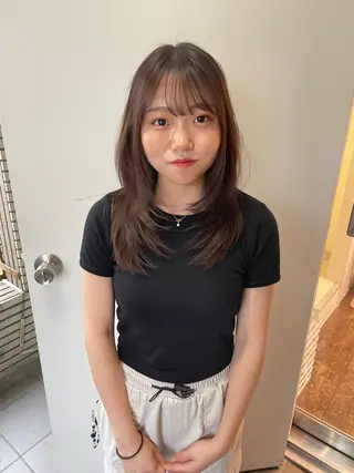 ミディアム カラー レイヤーカット🎀 kanaのヘアスタイル