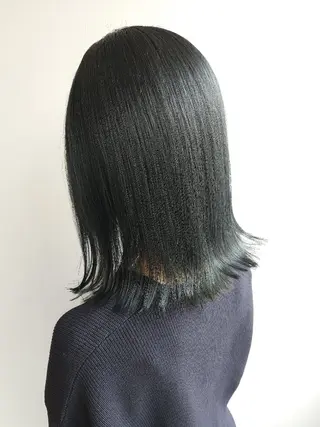 カラー ミディアム 成瀬 弘光のヘアスタイル