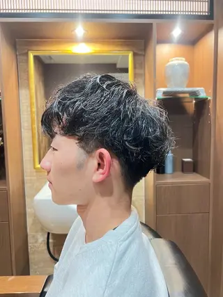 ミディアム 秋山 琳太のヘアスタイル