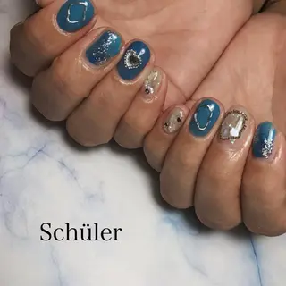 ネイル Schüler所属・野内 まきのネイルデザイン