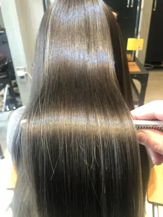 ロング カラー 【髪質改善職人】 岡田成義のヘアスタイル