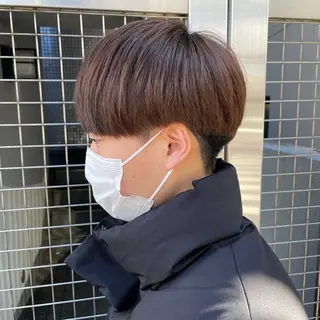 メンズ 韓国風🇰🇷艶髪✨ カラー🩵レオのヘアスタイル